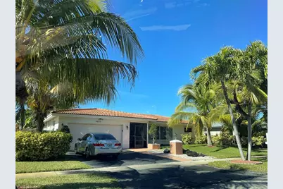 8203 NW 74th Ter, Tamarac, FL 33321 - Photo 1