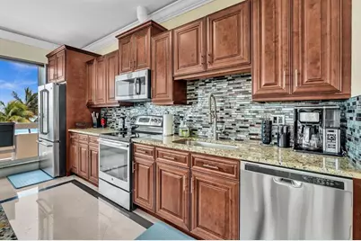 4020  Galt Ocean Dr, Unit #111, Fort Lauderdale, FL 33308 - Photo 17