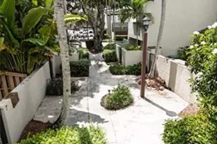 10525 SW 153rd Ct, Miami, FL 33196 - Photo 1