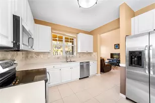 5772 NW 119th Dr, Coral Springs, FL 33076 - Photo 3