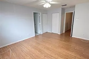 12123 SW 2nd St, Pembroke Pines, FL 33025 - Photo 7