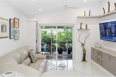 6755  Viale Elizabeth, Delray Beach, FL 33446 - Photo 15