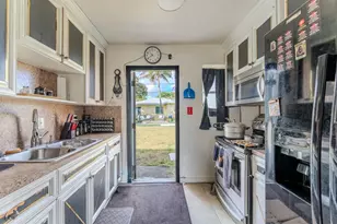 1409 NW 24th Ave, Fort Lauderdale, FL 33311 - Photo 9