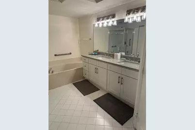 5938  Crystal Shores Drive, Unit #208, Boynton Beach, FL 33437 - Photo 13