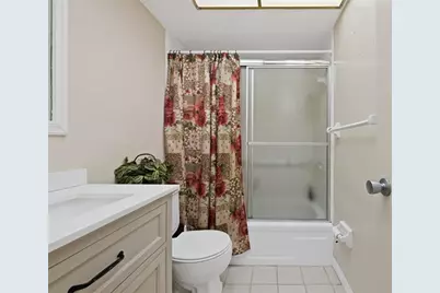 1711 NW 46th Ave, Unit #114, Lauderhill, FL 33313 - Photo 9