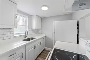 1801 NE 56th St, Fort Lauderdale, FL 33308 - Photo 3