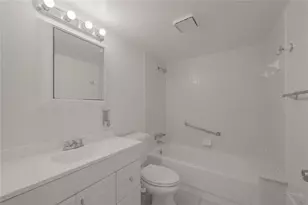 711 Sunny Pine Way, Greenacres, FL 33415 - Photo 19