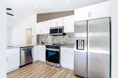 2565  Englewood Rd, Venice, FL 34293 - Photo 3