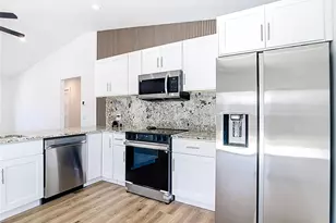 2565 Englewood Rd, Venice, FL 34293 - Photo 3