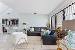 400 NW 98th Ave, Pembroke Pines, FL 33024 - Photo 5