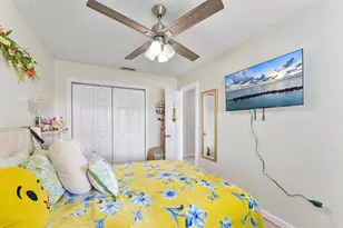 400 NW 98th Ave, Pembroke Pines, FL 33024 - Photo 17