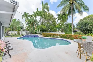 400 NW 98th Ave, Pembroke Pines, FL 33024 - Photo 27