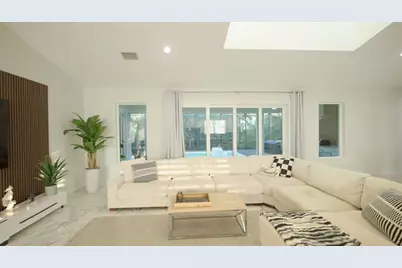 1371  Cumberland Rd, Venice, FL 34293 - Photo 11