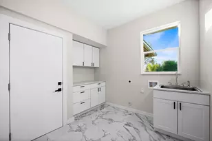 1371 Cumberland Rd, Venice, FL 34293 - Photo 17