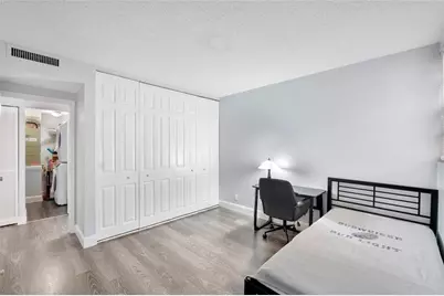 8437  Forest Hills Dr, Unit #203, Coral Springs, FL 33065 - Photo 9