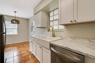 1227 Cherokee St, Jupiter, FL 33458 - Photo 9