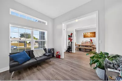 1702 SW Gloria Ln, Port Saint Lucie, FL 34953 - Photo 17