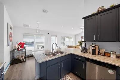 1702 SW Gloria Ln, Port Saint Lucie, FL 34953 - Photo 13