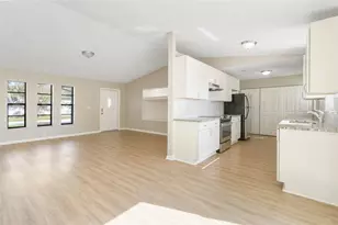 516 SW Buswell Ave, Port Saint Lucie, FL 34983 - Photo 9