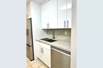 7355 W 4th Ave, Unit #215, Hialeah, FL 33014 - Photo 3