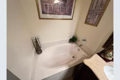 2808 NW 99th Ter, Sunrise, FL 33322 - Photo 17