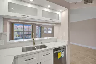 701 SW 142nd Ave, Hollywood, FL 33027 - Photo 13