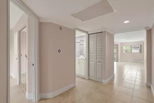 701 SW 142nd Ave, Hollywood, FL 33027 - Photo 3