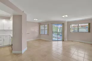 701 SW 142nd Ave, Hollywood, FL 33027 - Photo 7