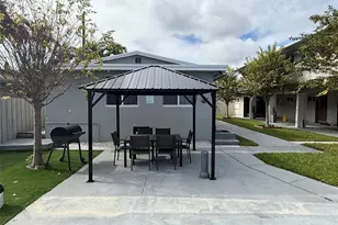 720 NE 7th St, Hallandale Beach, FL 33009 - Photo 3