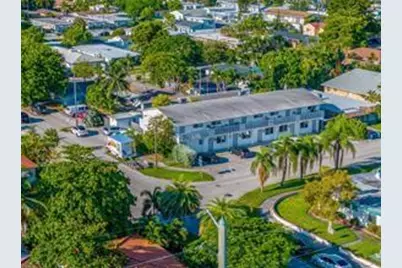 720 NE 7th St, Unit #1A, Hallandale Beach, FL 33009 - Photo 13