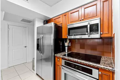 347 N New River Dr, Unit #606, Fort Lauderdale, FL 33301 - Photo 15