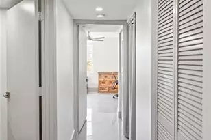 520 SE 5th Ave Unit, Fort Lauderdale, FL 33301 - Photo 17