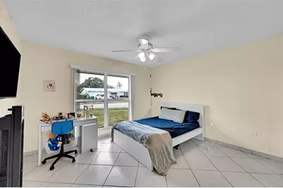 9661 NW 24th Pl, Sunrise, FL 33322 - Photo 27