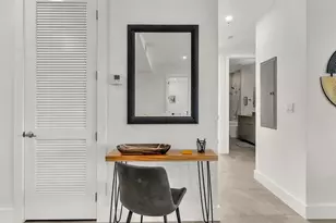 2100 Miami Rd, Fort Lauderdale, FL 33316 - Photo 17