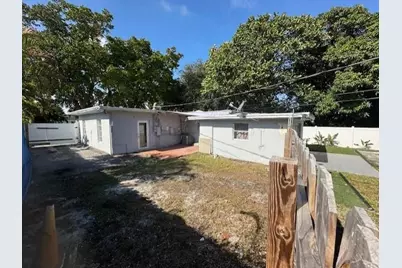 224 NE 18th Ave, Pompano Beach, FL 33060 - Photo 19