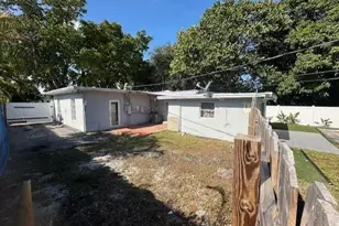 224 NE 18th Ave, Pompano Beach, FL 33060 - Photo 19