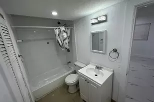 224 NE 18th Ave, Pompano Beach, FL 33060 - Photo 15