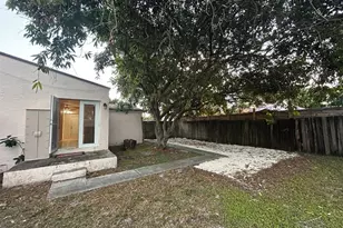 1917 Coolidge St, Hollywood, FL 33020 - Photo 7