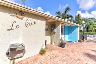 2202 S Cypress Bend Dr, Pompano Beach, FL 33069 - Photo 27
