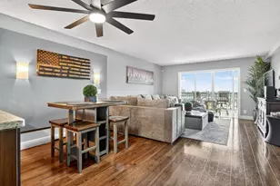 2202 S Cypress Bend Dr, Pompano Beach, FL 33069 - Photo 3