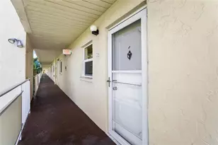 2615 NE 3rd Ct, Boynton Beach, FL 33435 - Photo 23