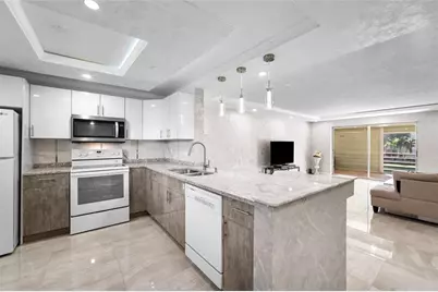 2615 NE 3rd Court, Unit #220, Boynton Beach, FL 33435 - Photo 7