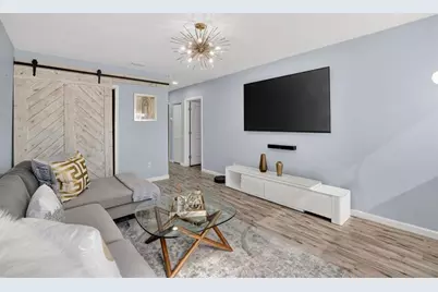 1383 NE 38th St, Oakland Park, FL 33334 - Photo 5