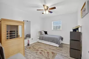 1383 NE 38th St, Oakland Park, FL 33334 - Photo 27