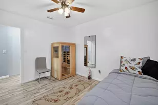 1383 NE 38th St, Oakland Park, FL 33334 - Photo 29