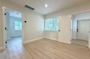 2943 NW 13th St, Fort Lauderdale, FL 33311 - Photo 15