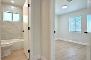 2943 NW 13th St, Fort Lauderdale, FL 33311 - Photo 25