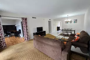 605 Oaks Dr, Pompano Beach, FL 33069 - Photo 5