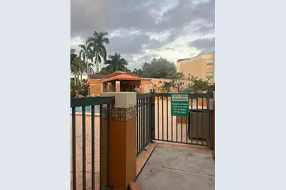 6292 NW 186th St, Unit #108, Hialeah, FL 33015 - Photo 17