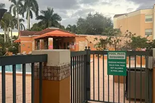 6292 NW 186th St, Hialeah, FL 33015 - Photo 17